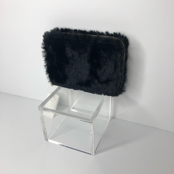 BLACK FAUX FUR MINI WALLET - Picture 2 of 4